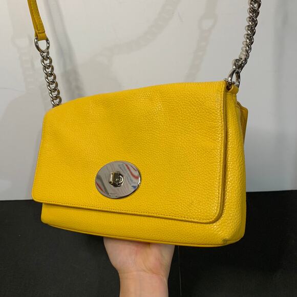 Coach Purse Small Crosstown Crossbody Bag in Yellow With Chain Detail & Turnlock - Picture 6 of 15